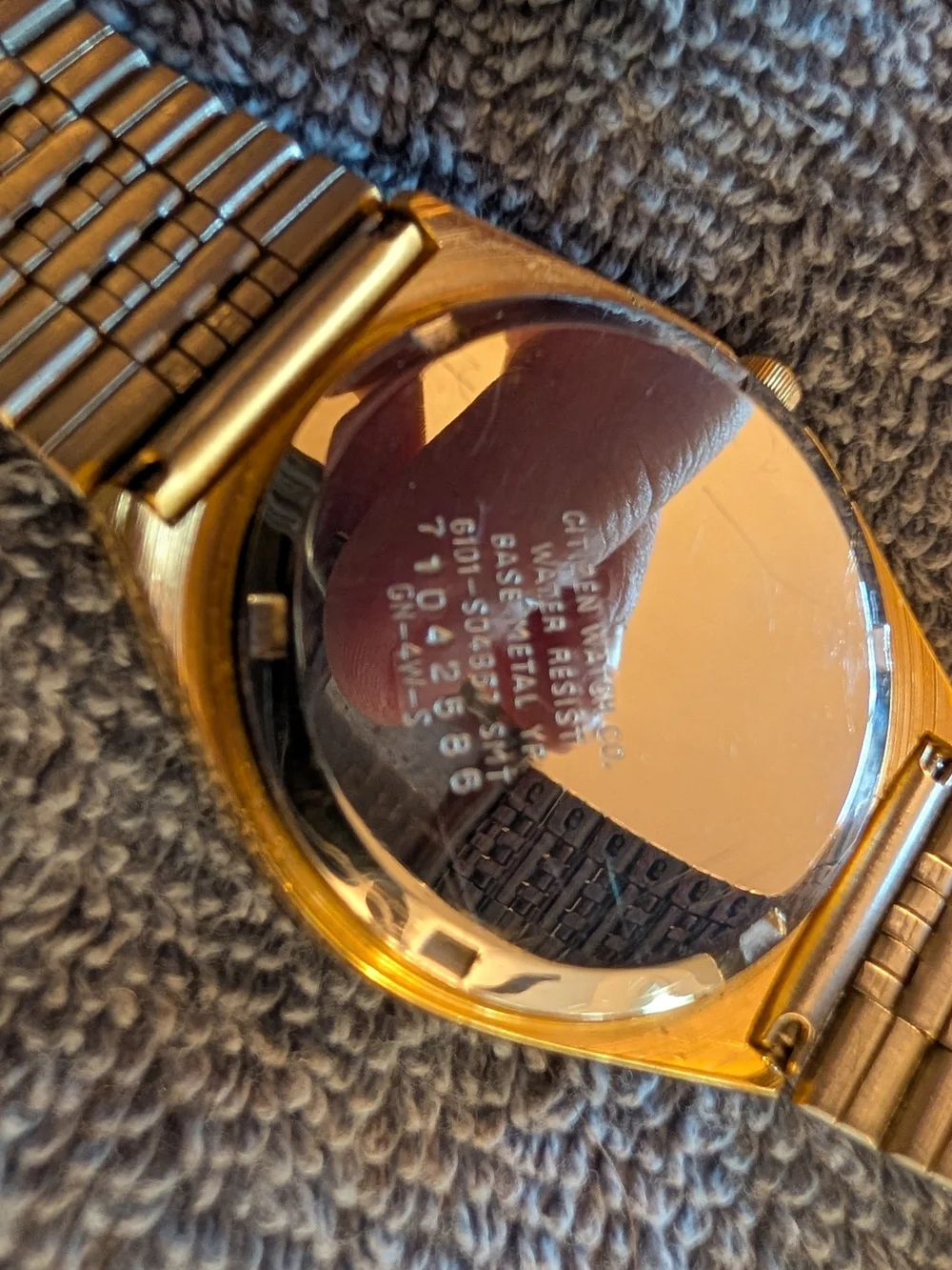 Vintage Citizen Quartz 1980s Near Mint Running